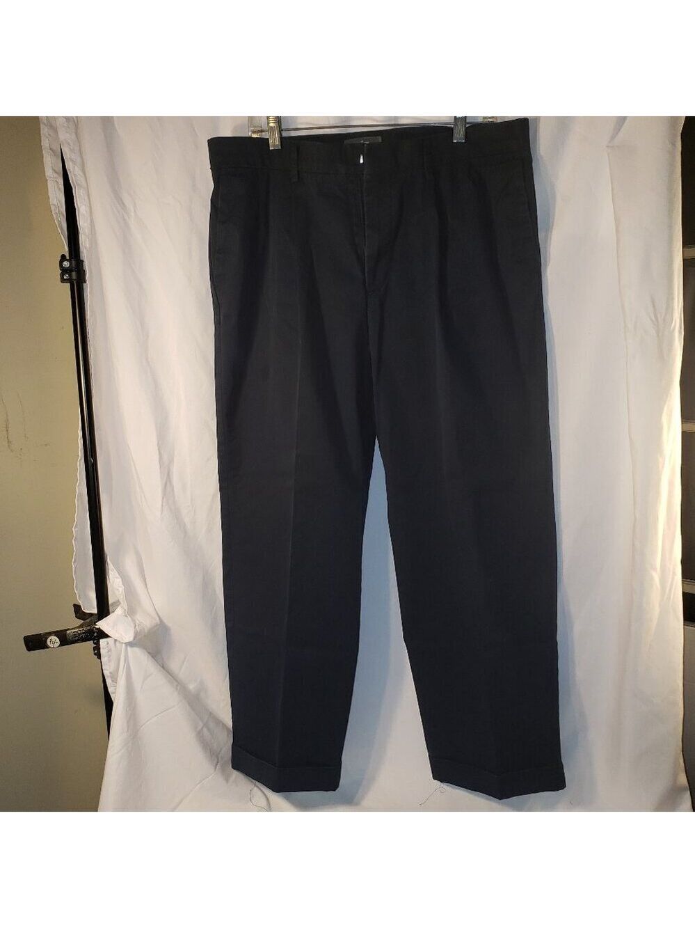 Dockers Iron Free Classic Fit Men's Khaki Pants in Navy Blue - 36x29